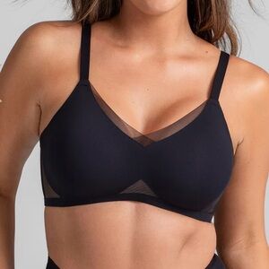 Honeylove CrossOver Bra (Runway)